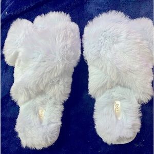Baby Blue Flora slippers
